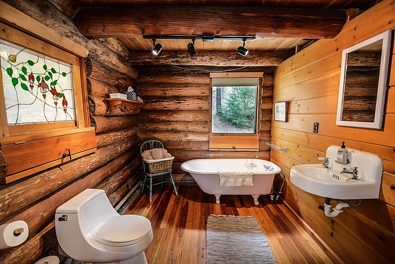 rustic bathroom